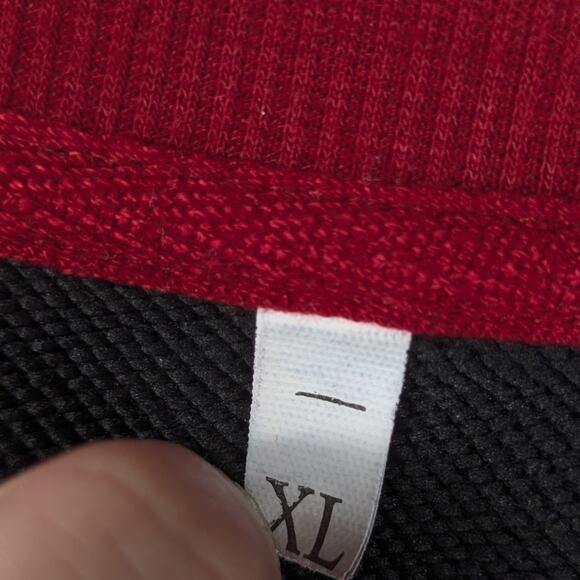 True Religion XL Black Red Raglan Sweatshirt Buddha Logo Crewneck Read Flaw - Picture 4 of 7